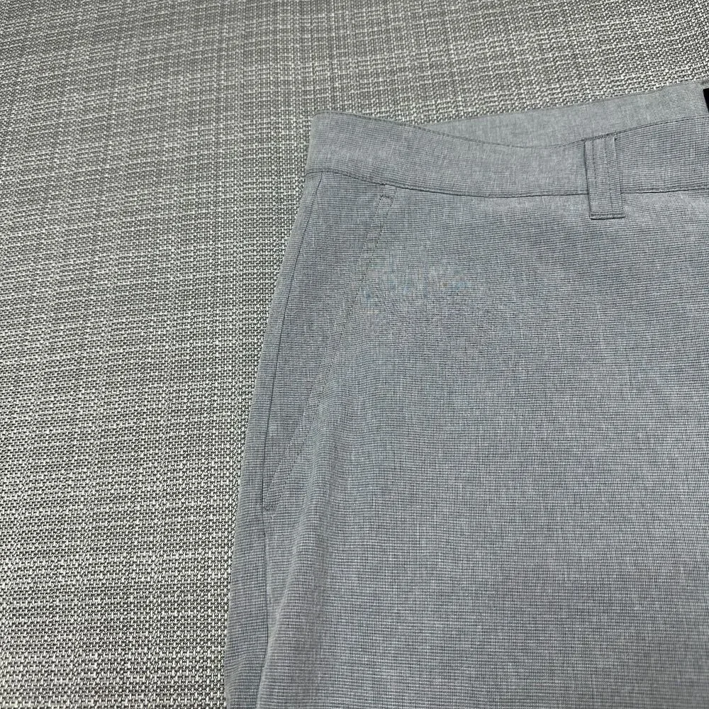 Travis Mathew Shorts Mens 38‎ Grey Golf 9.5 Inseam Chino Comfort Walking Casual